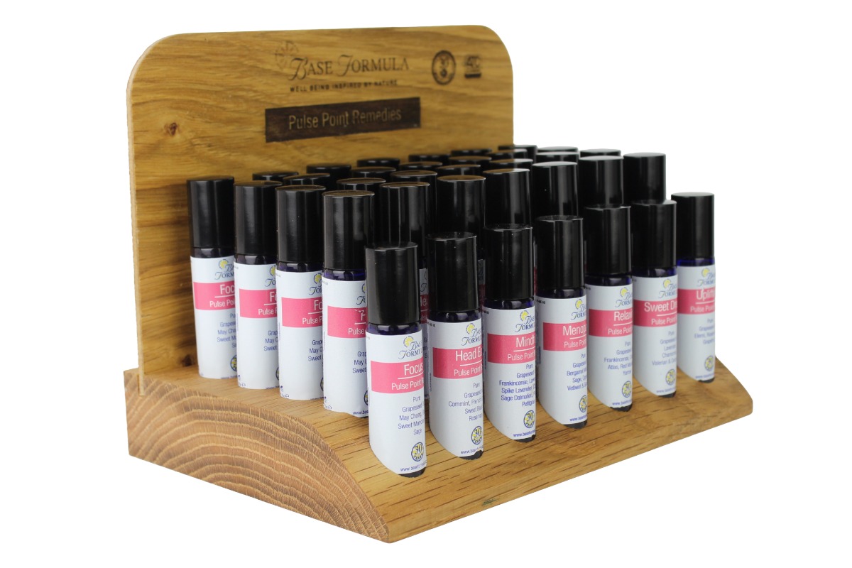 Pulse Point Reseller Pack with Oak Stand Pulse Point Reseller Pack with Oak Stand