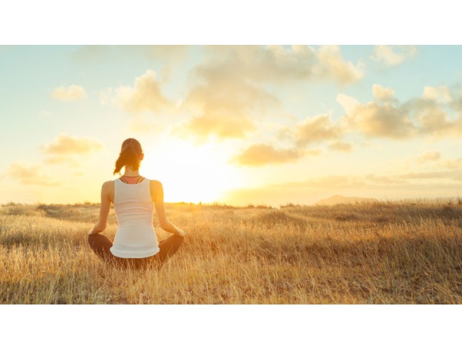 Using essential oils to cultivate a natural meditative state
