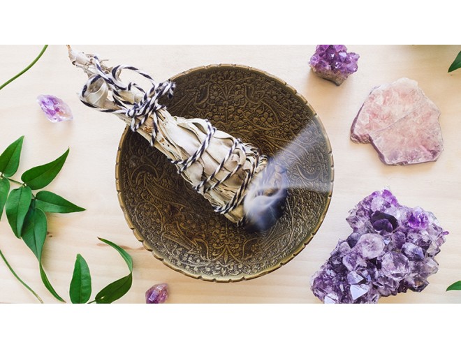 Essential oils and rituals for dispelling negative energy Essential oils and rituals for dispelling negative energy