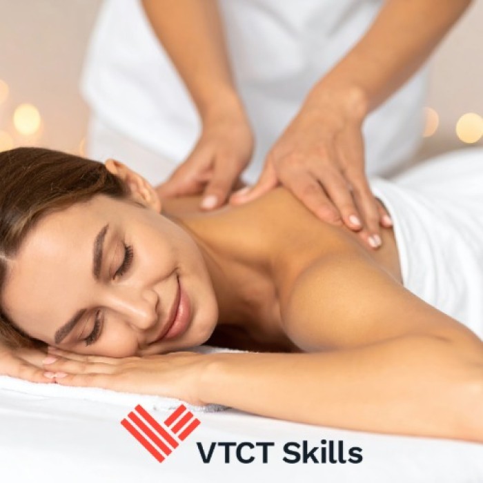 VTCT Aromatherapy Kit - Level 4 Diploma in Aromatherapy for Complementary Therapists