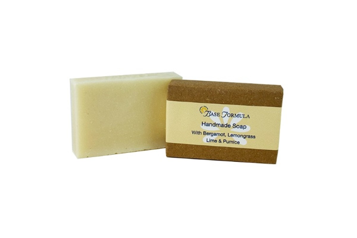 Bergamot, Lemongrass & Lime Soap with exfoliating pumice (100g) Bergamot, Lemongrass & Lime Soap with exfoliating pumice (100g)