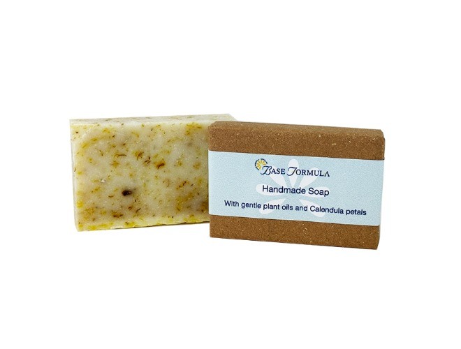 Sensitive Soap with Calendula Petals (100g) Sensitive Soap with Calendula Petals (100g)